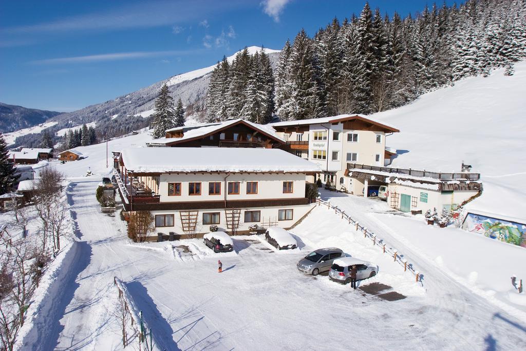 Jugend- Und Familienhotel Venedigerhof Neukirchen am Großvenediger Εξωτερικό φωτογραφία