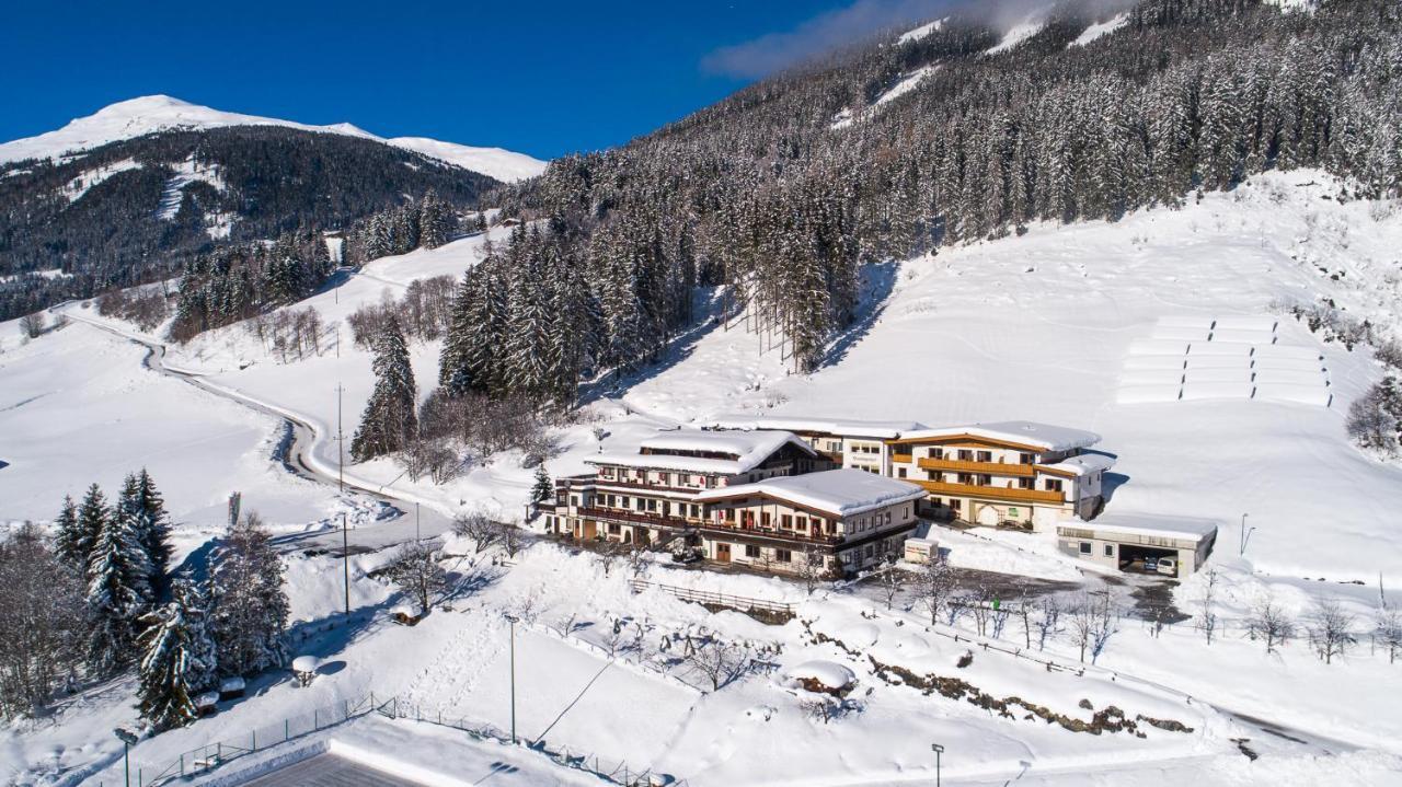 Jugend- Und Familienhotel Venedigerhof Neukirchen am Großvenediger Εξωτερικό φωτογραφία