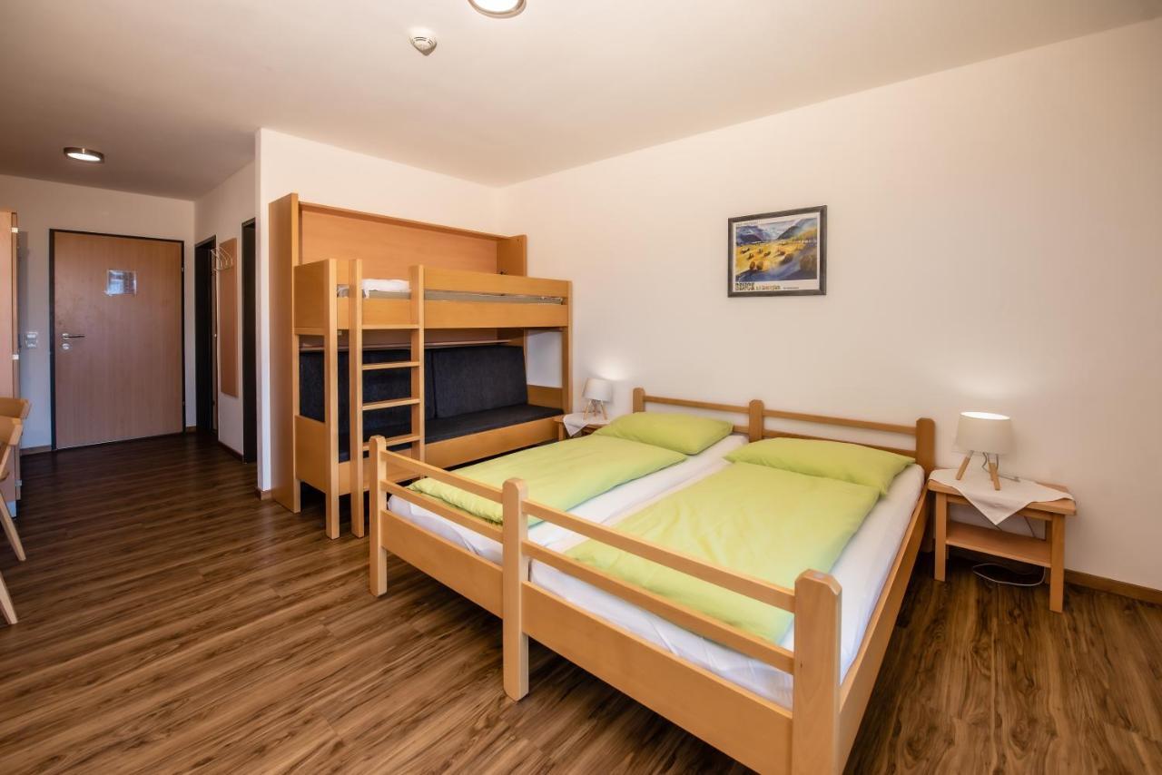 Jugend- Und Familienhotel Venedigerhof Neukirchen am Großvenediger Εξωτερικό φωτογραφία