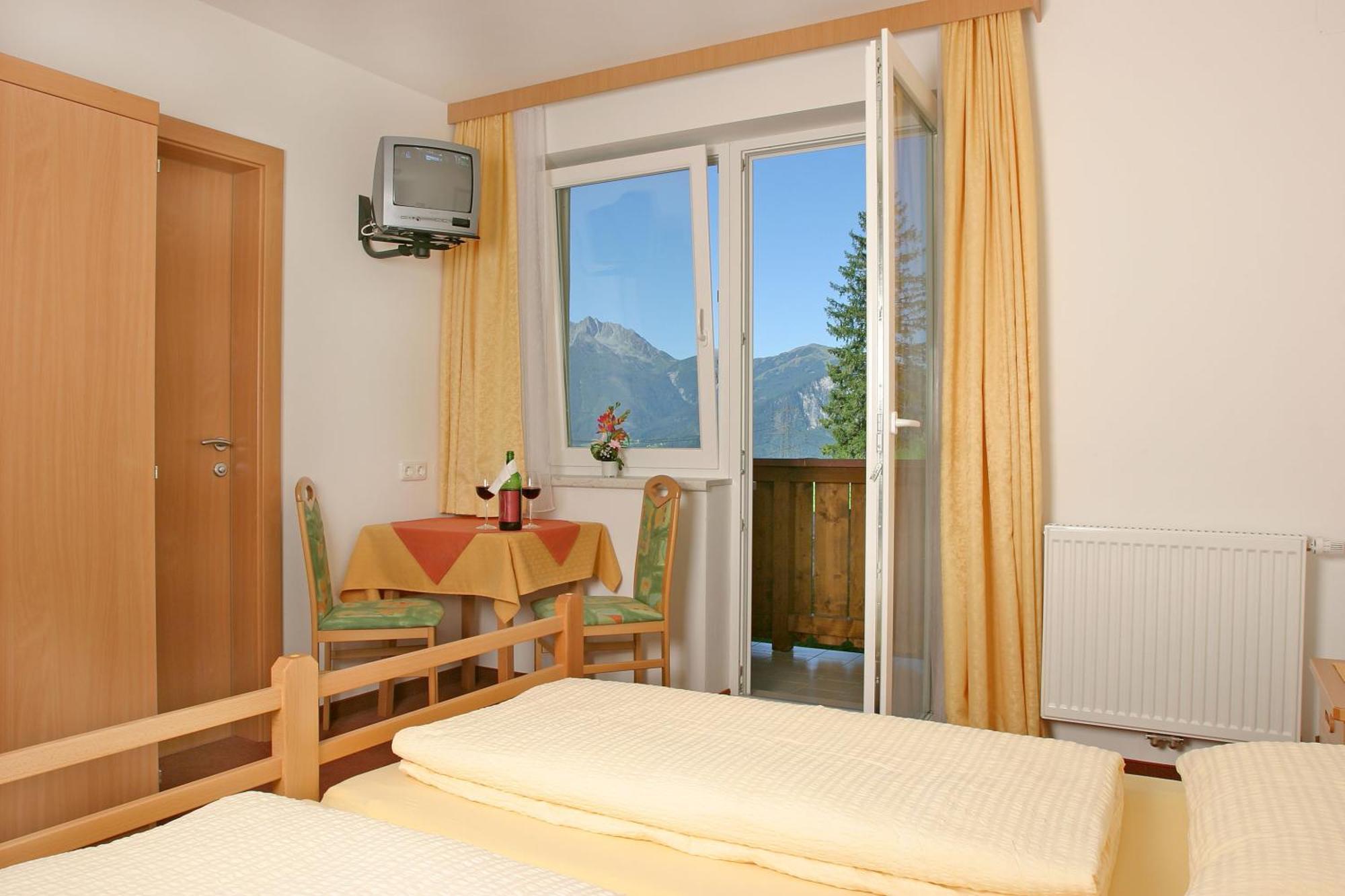 Jugend- Und Familienhotel Venedigerhof Neukirchen am Großvenediger Εξωτερικό φωτογραφία