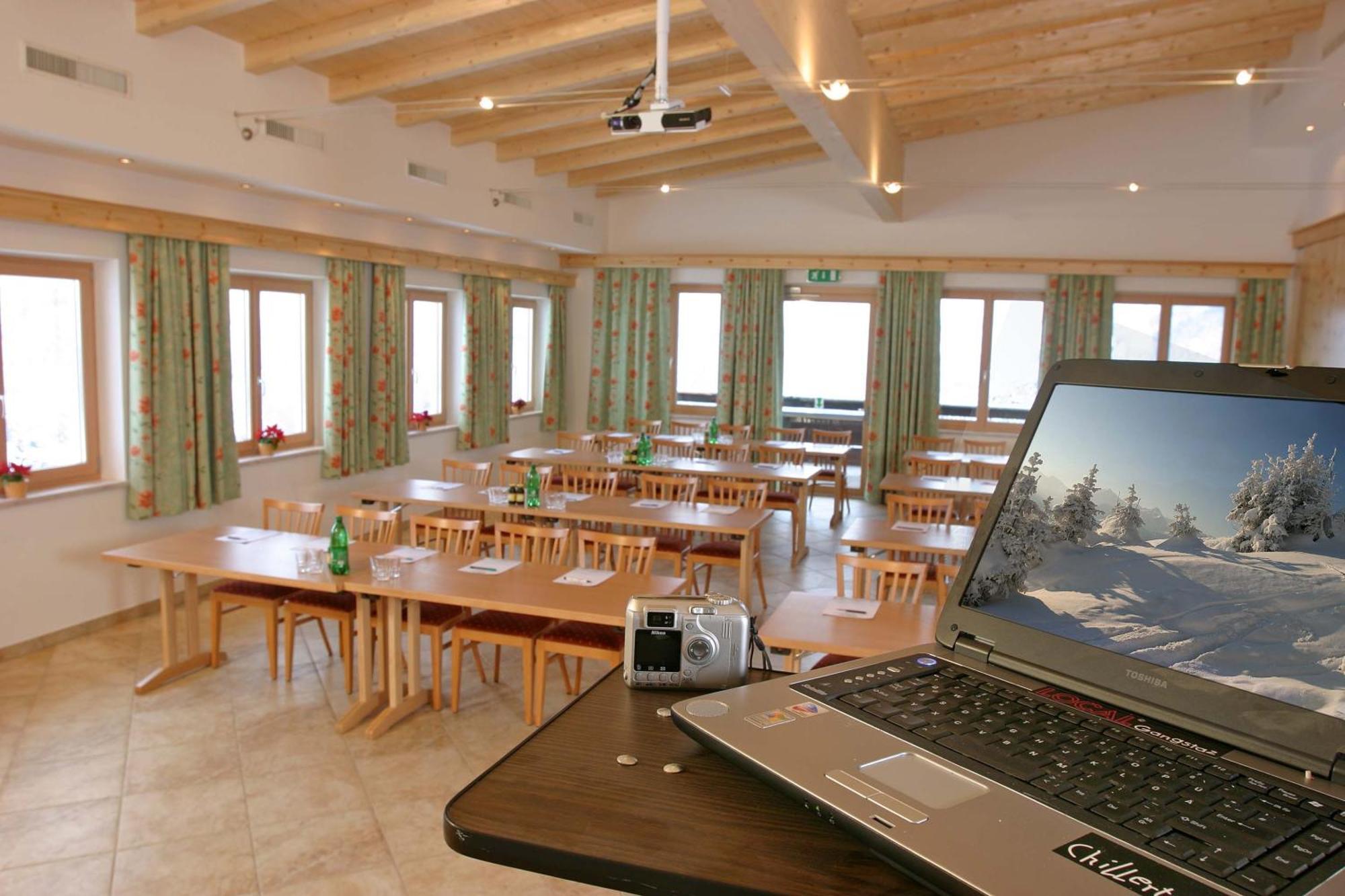 Jugend- Und Familienhotel Venedigerhof Neukirchen am Großvenediger Εξωτερικό φωτογραφία