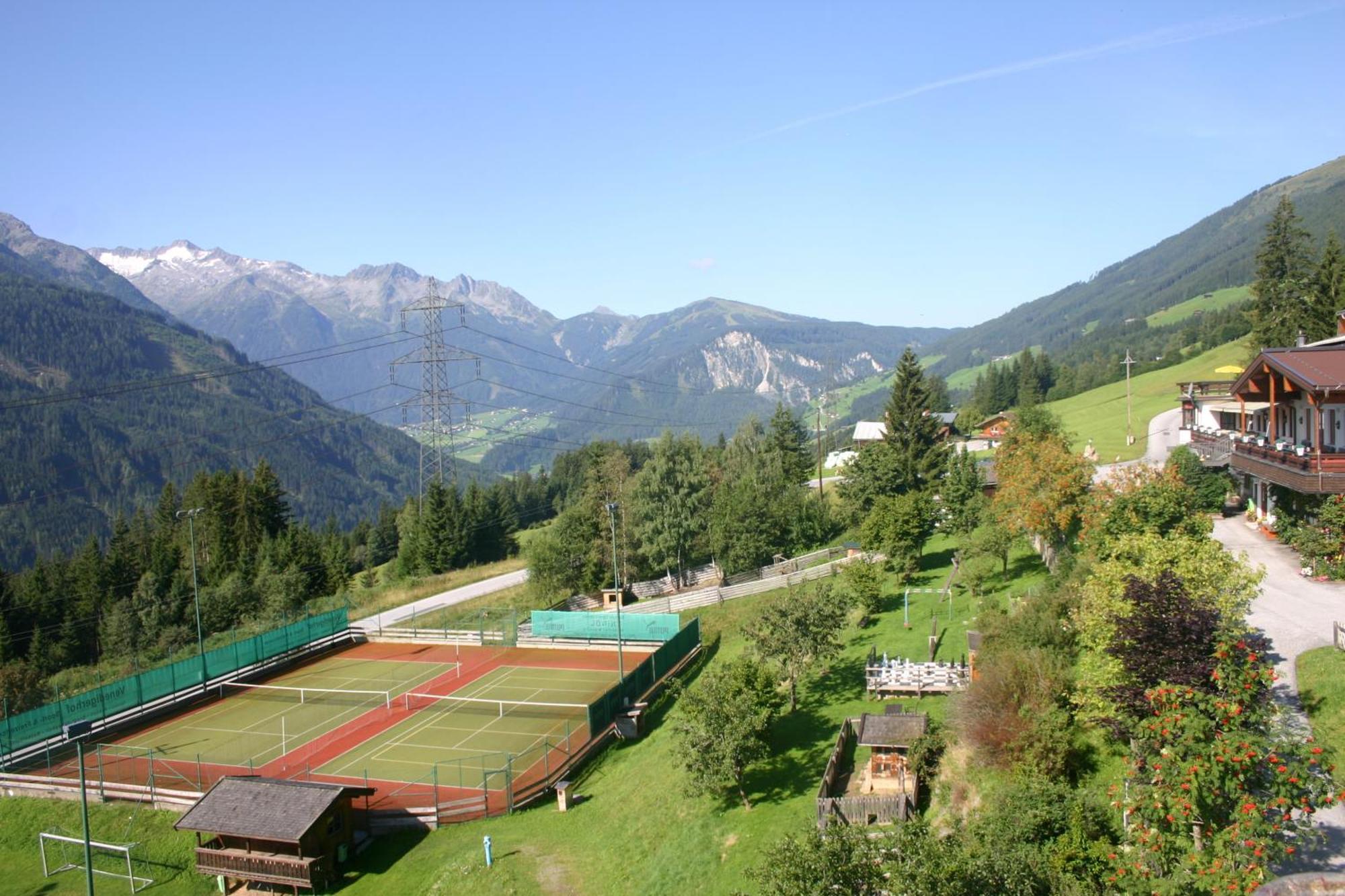 Jugend- Und Familienhotel Venedigerhof Neukirchen am Großvenediger Εξωτερικό φωτογραφία